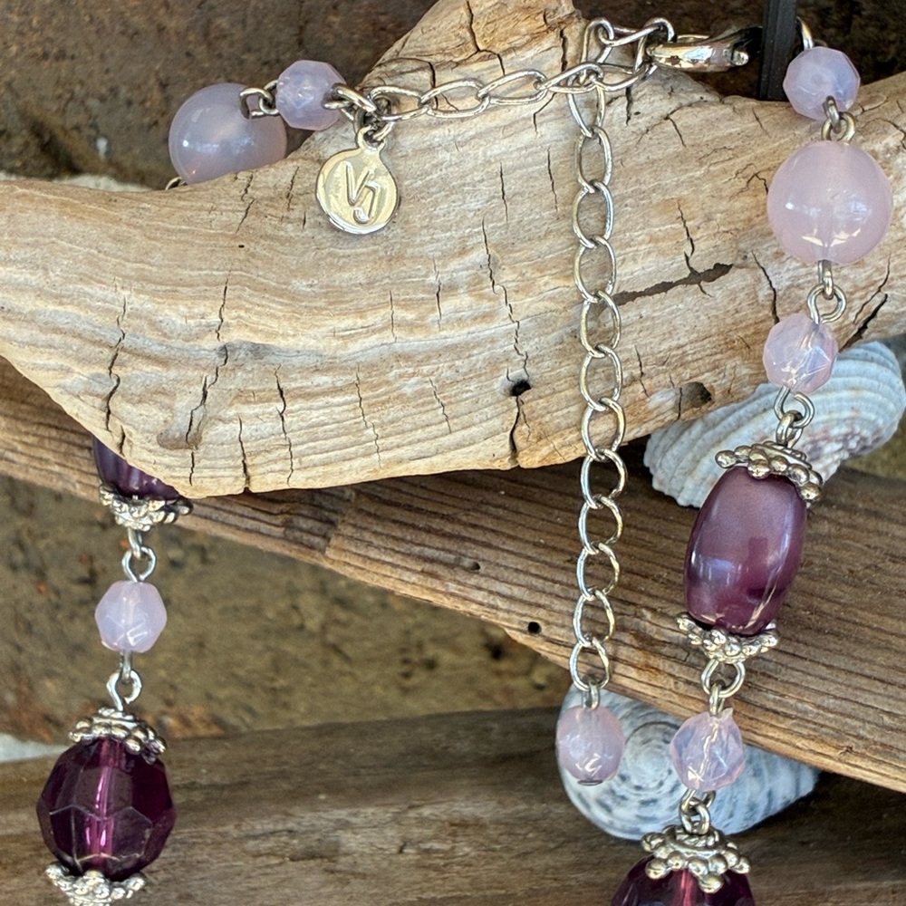 💜 Elegant Purple and Silver Beaded Necklace VTG